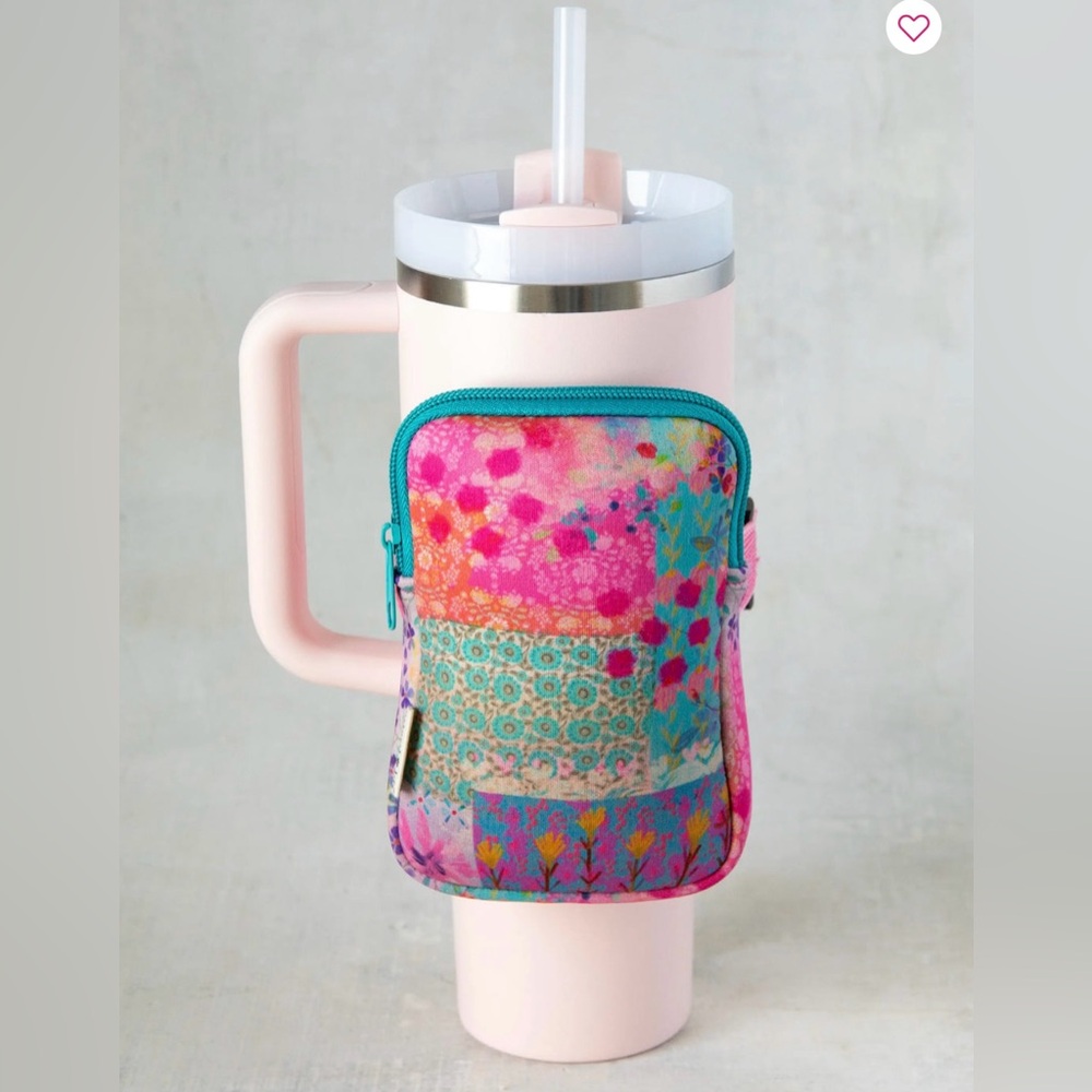 Natural Life Water Bottle Zipper Pouch.    NWOT